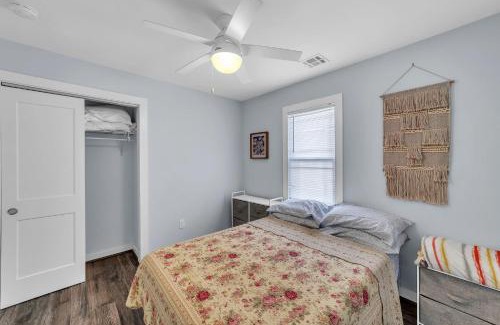 Seaside Heights Casa | Cozy 3-BR Retreat, Four Blocks to Beach & Boardwalk home