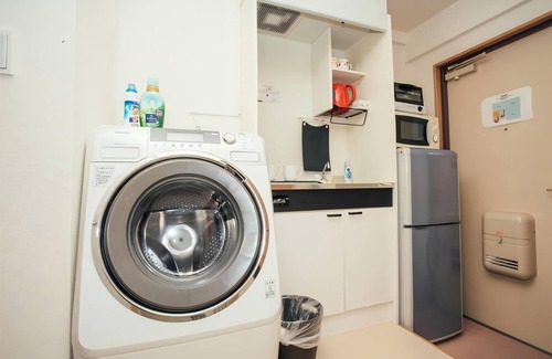 Namba Apartamento | Cozy 3 - person apt with elevator, kitchen, private bath & WIFI.