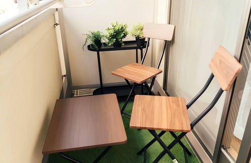 Namba Apartamento | Cozy 3 - person apt with elevator, kitchen, private bath & WIFI.