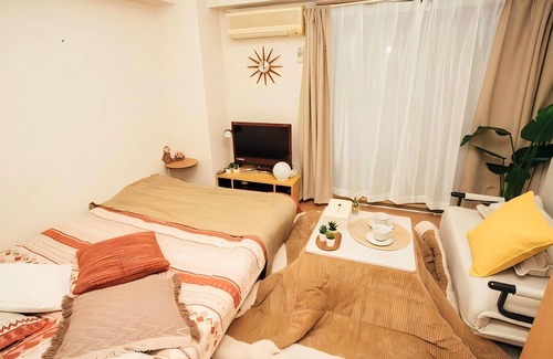 Namba Apartamento | Cozy 3 - person apt with elevator, kitchen, private bath & WIFI.