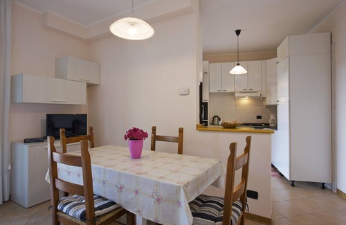 Orta San Giulio Apartamento | Acogedor apartamento de 3½ habitaciones con 2 baños y hermosa vista al lago