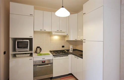 Orta San Giulio Apartamento | Acogedor apartamento de 3½ habitaciones con 2 baños y hermosa vista al lago