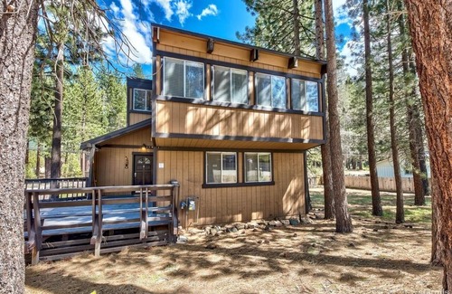 Bijou Park Cabina | Cozy 3BD/2BA cabin, Sleeps 6-10, All year-round accessible road
