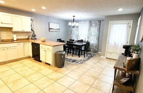 Morgantown Casa | Cozy 3BR/3.5BR Townhouse Near WVU & Med Facilities
