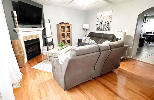 Morgantown Casa | Cozy 3BR/3.5BR Townhouse Near WVU & Med Facilities