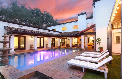 Wetmore Casa | Spacious 3BR/3BA 2-Story Retreat