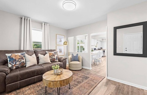 Anchorville Casa | Cozy 3BR Getaway with Hot Tub, Firepit & BBQ