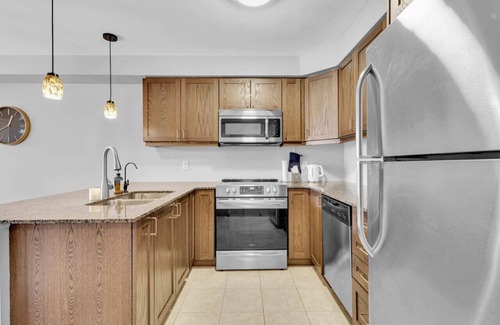 Kitchener Casa | Cozy 3BR Home + Parking Near Kitchener Attractions