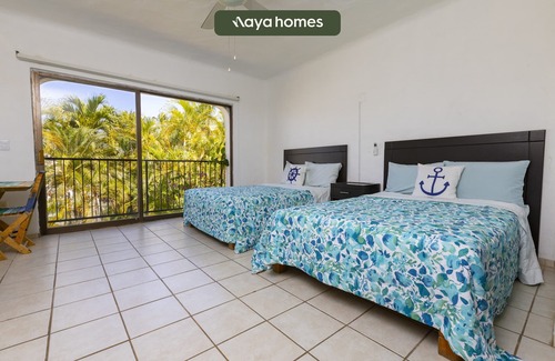 Isla Iguana Casa | Cozy 3BR House | Ocean Front | Pool | Marina