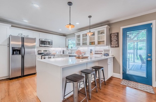 Dallas Casa | Cozy 3BR Perfect Patio, Nintendo Switch - Perfect for Families and Pets