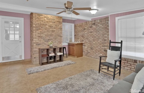 Shreveport Casa | Cozy 3BR Retreat│ 11 min to Downtown│ Pet Friendly
