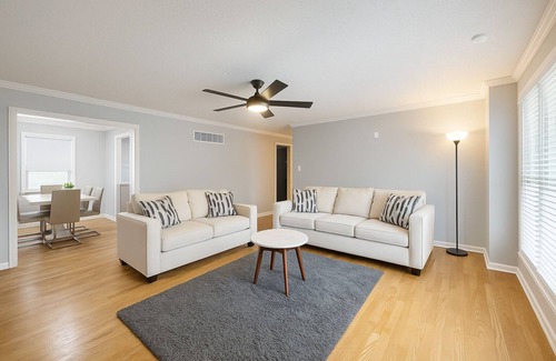 Bethel Casa | Cozy 3BR2.5 BA House by Legends Sleeps 8, 5 beds