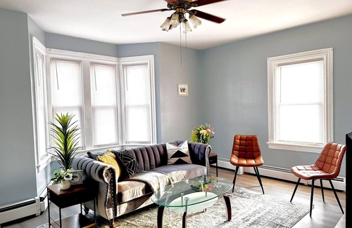 Smith Hill Apartamento | Cozy 4 Bed 2 Bath Apartment