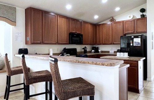 Veranda Palms Casa | Cozy 4 Bed 3 Bath Pool Home with Game Room-4450NP
