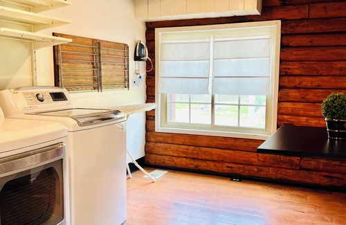 Fillmore Cabina | Cozy 4-bedroom cabin in peaceful ranch setting with WiFi, AC