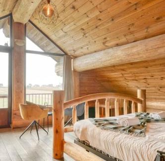 Velzeke-Ruddershove Chalet De Esquí | Cozy 4-Bedroom Chalet with Outdoor Spa in Zottegem