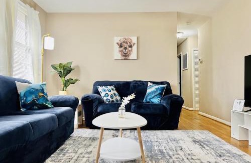 Raleigh Casa | Cozy 4 bedroom Cottage by Duke Raleigh Hospital