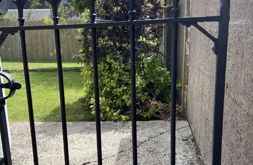 Blarney Casa | Cozy 4 bedroom House in Iconic village of Blarney .Cork City, 8km