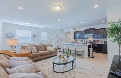 Four Corners Casa | A completar