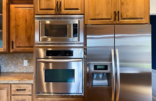 Redmond Casa | Cozy, 5-bedroom, Central Oregon home; 5 minutes to downtown