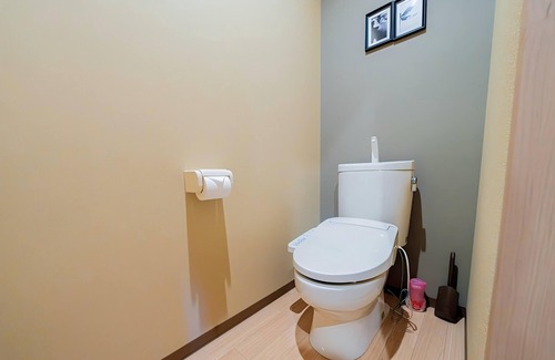 Sonezakishinchi Apartamento | Cozy 6 - guest Japanese - themed stay. Great facilities. Private & comfy.