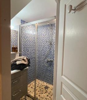 Pierrelatte Apartamento | Cozy 60M T4 duplex avec terrasse roof-top