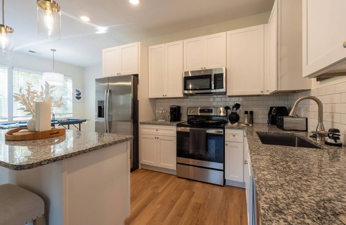 Wilmington Apartamento | Cozy Airbnb in Wilmington! Enjoy this charming space with modern amenities, close to downtown, beach