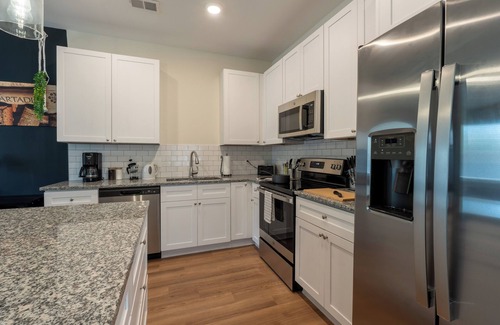 Wilmington Apartamento | Cozy Airbnb in Wilmington! Enjoy this charming space with modern amenities, close to downtown, beach