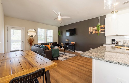 Wilmington Apartamento | Cozy Airbnb in Wilmington! Enjoy this charming space with modern amenities, close to downtown, beach