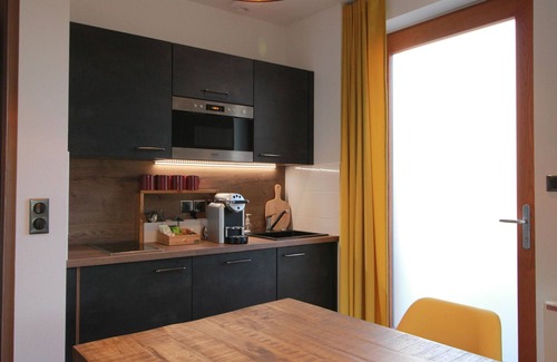 Rouffach Cabaña | Escápate a un Gîte en Viñedos Alsacianos con Piscina, Sauna y Terraza Privada