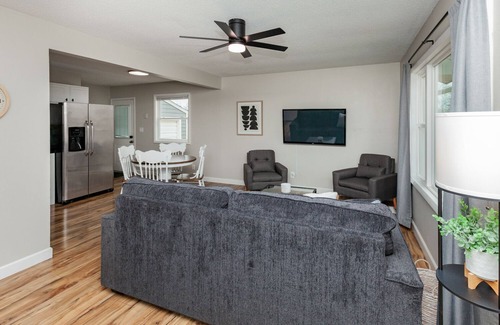 Ames Casa | Cozy Ames retreat located near Iowa State University