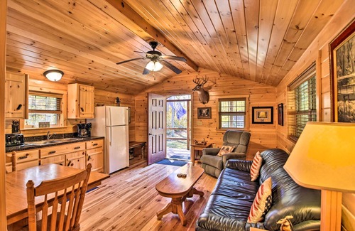 St George Cabaña | Cozy Anchors Away Cabin Hideaway w/ Fire Pit!