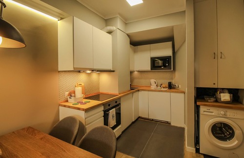 Cedofeita Apartamento | Cozy and Charming Apartment in the Heart of Porto with Balcony for 4 people