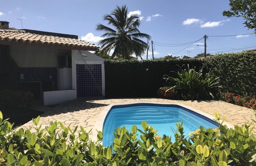 Barra do Jacuipe Casa | Acogedora y encantadora casa con piscina y jardines en condominio frente al mar!