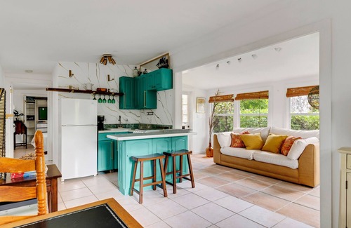 Riverside Park Cabaña | NEW LISTING! Cozy and Comforting Dog Friendly Coach House Close to Beach by RedAwning