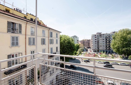 Porta Genova Apartamento | Acogedor y Elegante Apartamento de Dos Habitaciones en el Corazón de la Ciudad