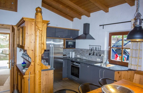 Ellmau Chalet De Esquí | Acogedor y lujoso chalet independiente para 2-8 personas.