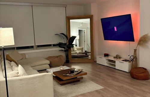 Crystal City Apartamento | Cozy and Modern 1-bedroom spacious apartment in national landings Arlington VA