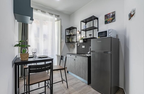 Borgo Vecchio Apartamento | La Casa di Martina - Central Flat with Balcony