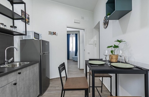 Borgo Vecchio Apartamento | La Casa di Martina - Central Flat with Balcony