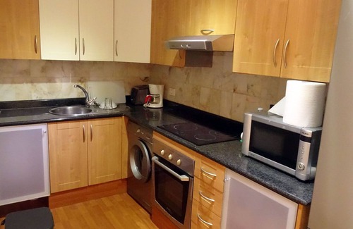 Los Gigantes Apartamento | Apartamento acogedor y relajante con vistas al acantilado y mar, wifi, piscina.