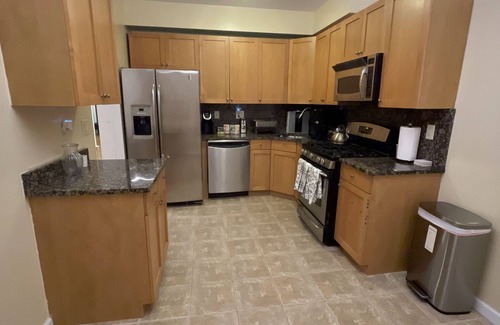 Georgetown Condominio | Cozy and Spacious 2 Bedroom Condo