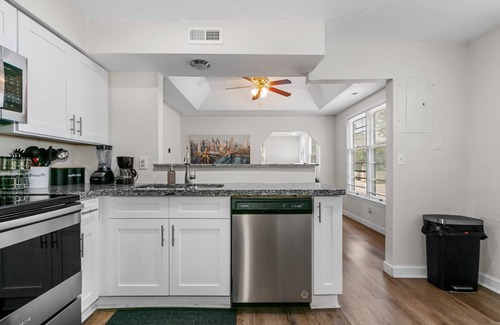 Rosedale Casa | Cozy and Spacious 4BR Close to KU|Westport|Plaza
