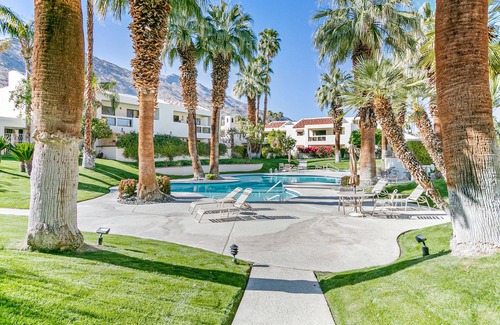 Canyon Corridor Condominio | Acogedor y espacioso condominio Cañón Granada en el sur de PS w / piscinas, balnearios y canchas de tenis!