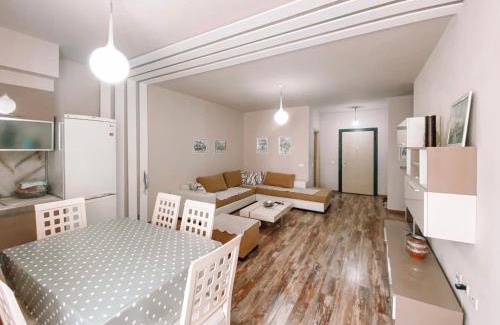 Shengjin Apartamento | Cozy and spacious two bedroom apartment in Shengjin