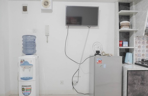 Jatinegara Apartamento | Cozy And Tidy Studio At Bassura City Apartment