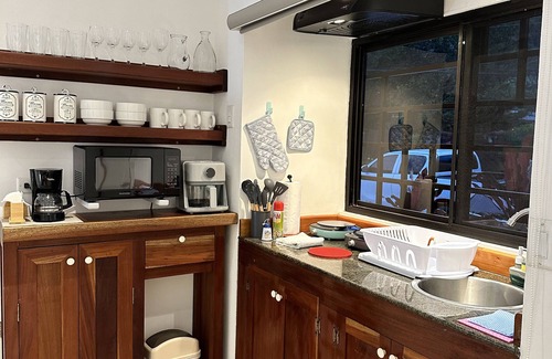 Boquete Apartamento | Cozy and very clean efficiency apartment in wonderful Boquete with AC & WiFi