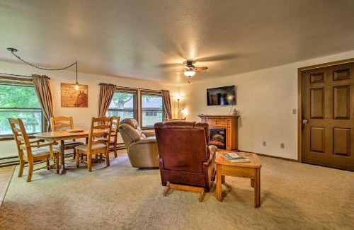 Columbus Apartamento | Cozy Anglers Apt - Steps to Trout Fishing River!