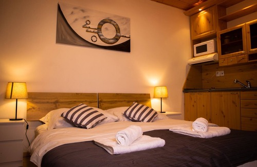 Tanvald Apartamento | Acogedor apartamento para 2 personas con impresionantes vistas a la montaña