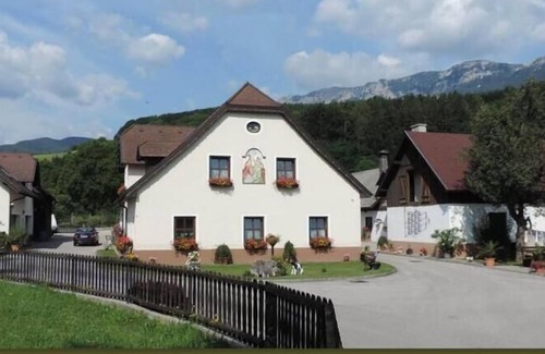 Reichenau an der Rax Apartamento | Acogedor apartamento en la granja: perfecto para familias con niños